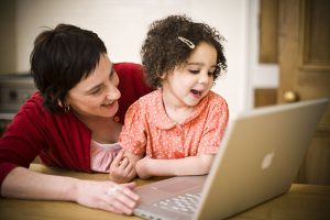Las pelis y cortos ayuda para la crianza infantil