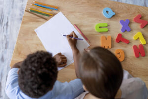 Ayudar a los niños a aprender de manera más eficaz