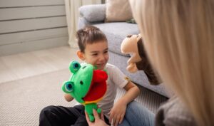 Child psychologist in Miami providing emotional support for children