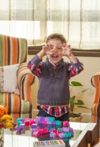 sicóloga infantil en Miami: apoyo para la educación emocional infantil de los niños